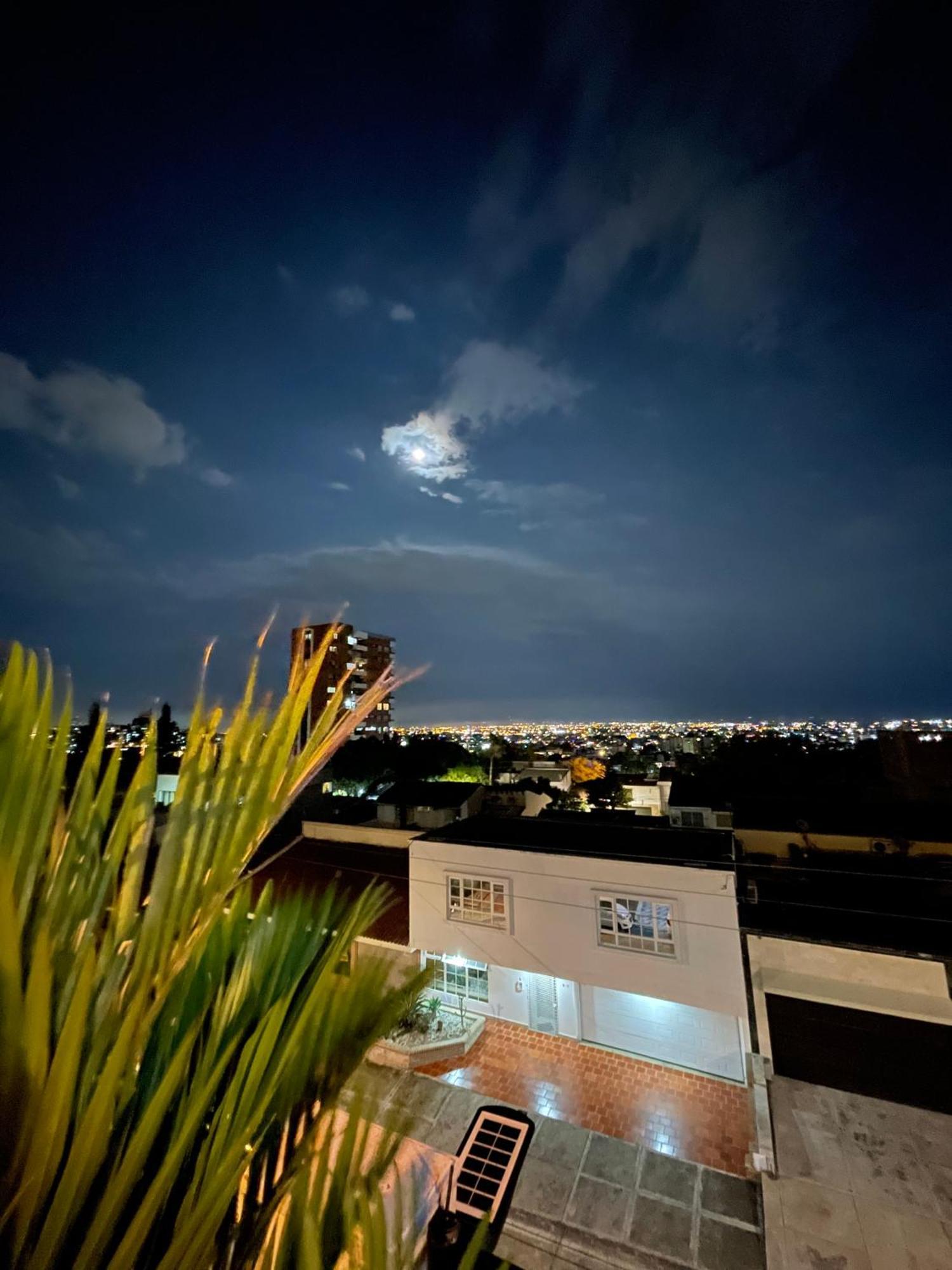 The View Hostel & Lounge Cali Exterior photo